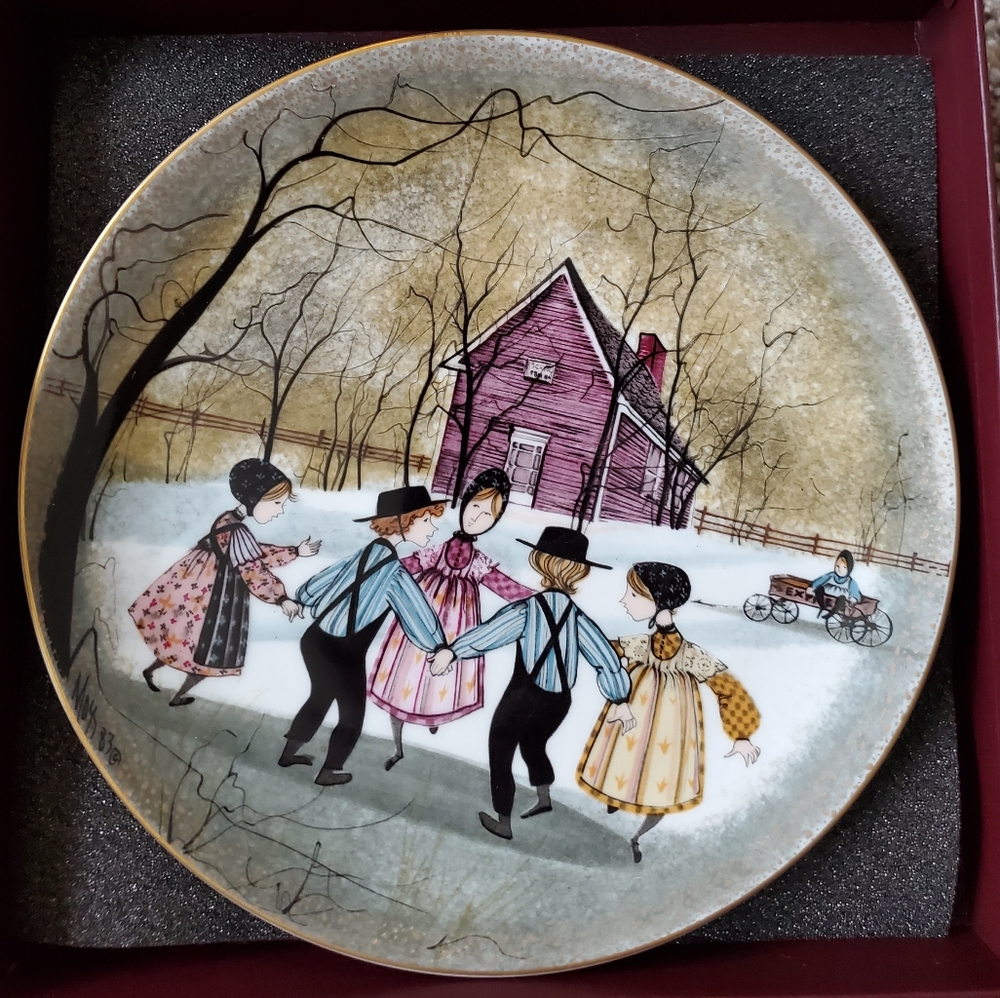 P. Buckley Moss plate "Ring Around the Rosie"